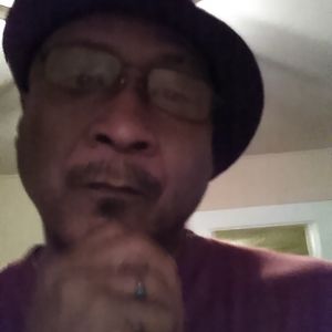 Meet your Posher, Reginald